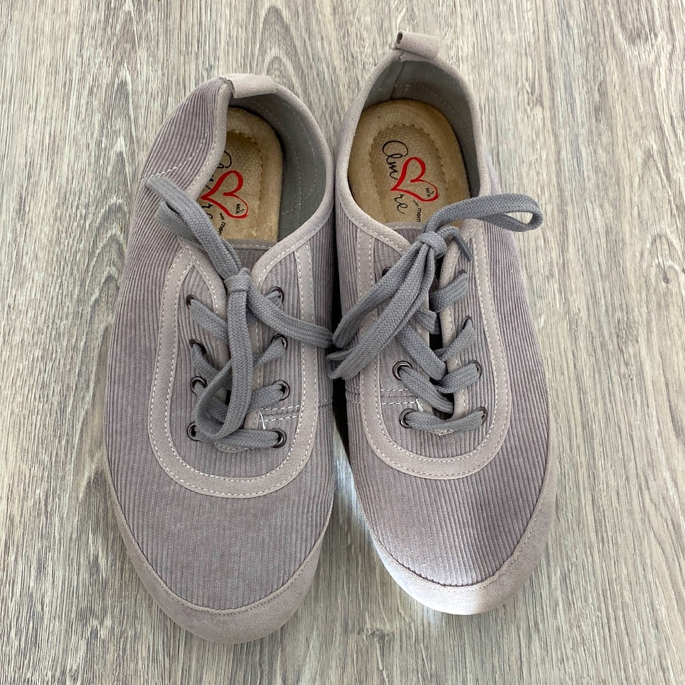 MIA Grey Sneakers- Size: 8